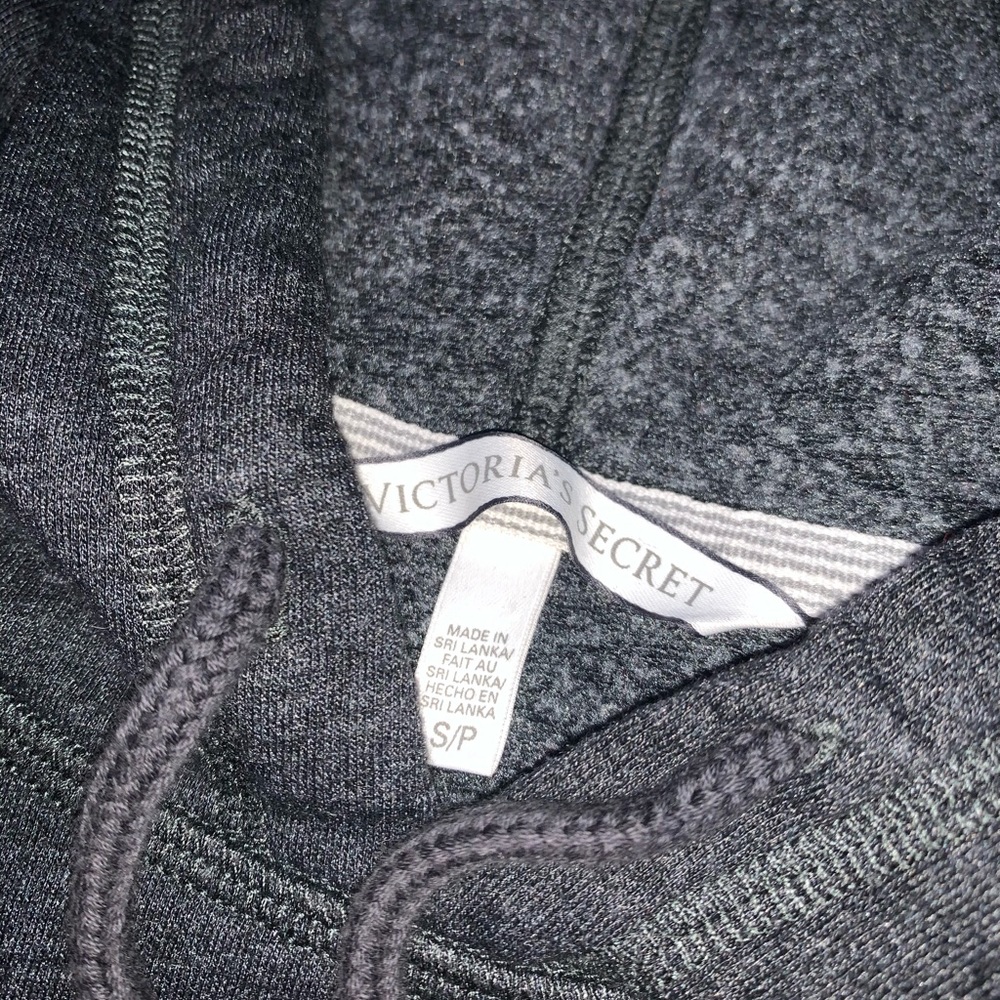 Sweatshirt - Picture 2 of 2